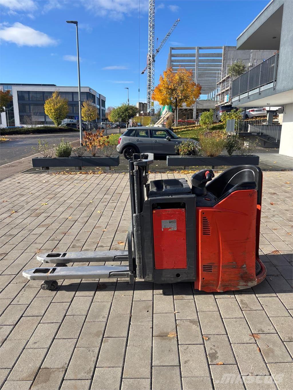 Linde L12 LHP SP Akülü depo ekipmanları