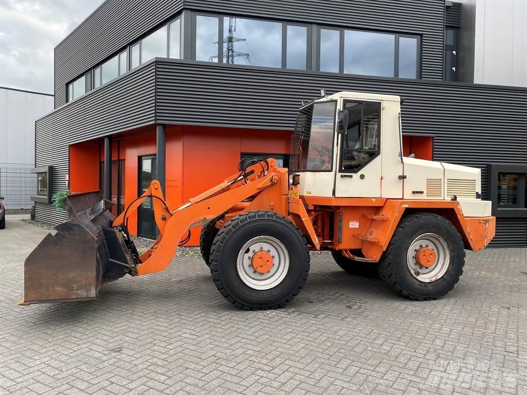 Schaeff SKS 661 Tekerlekli yükleyiciler