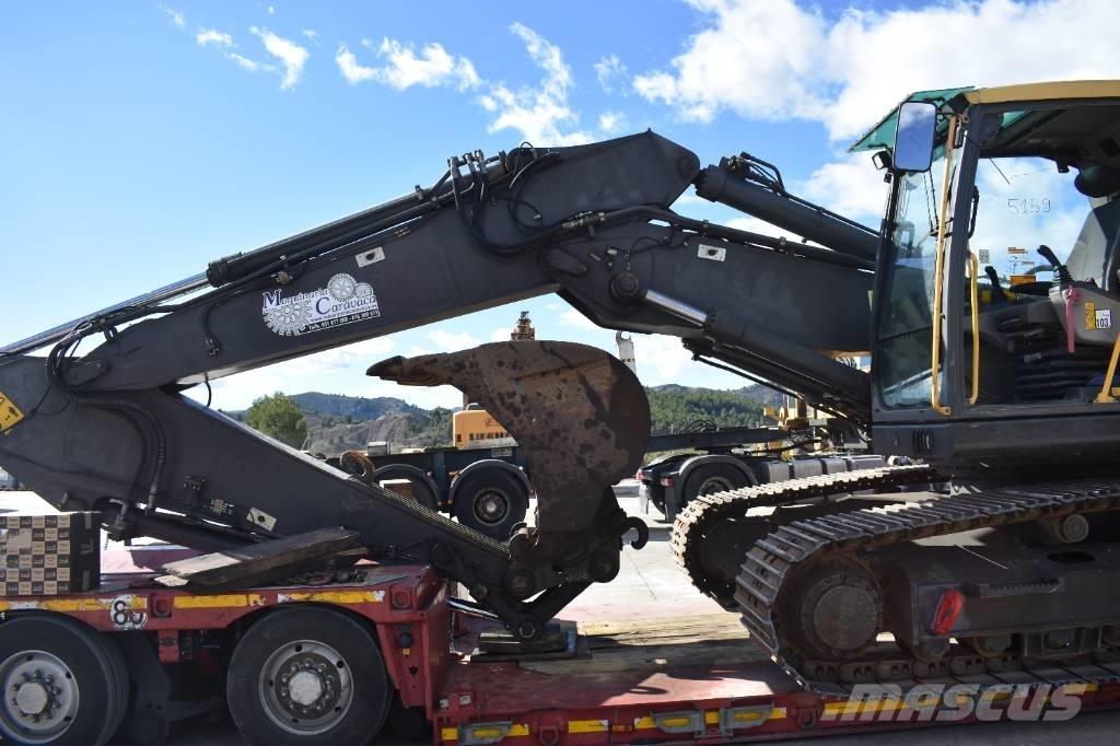 Volvo EC 240 C N L Paletli ekskavatörler