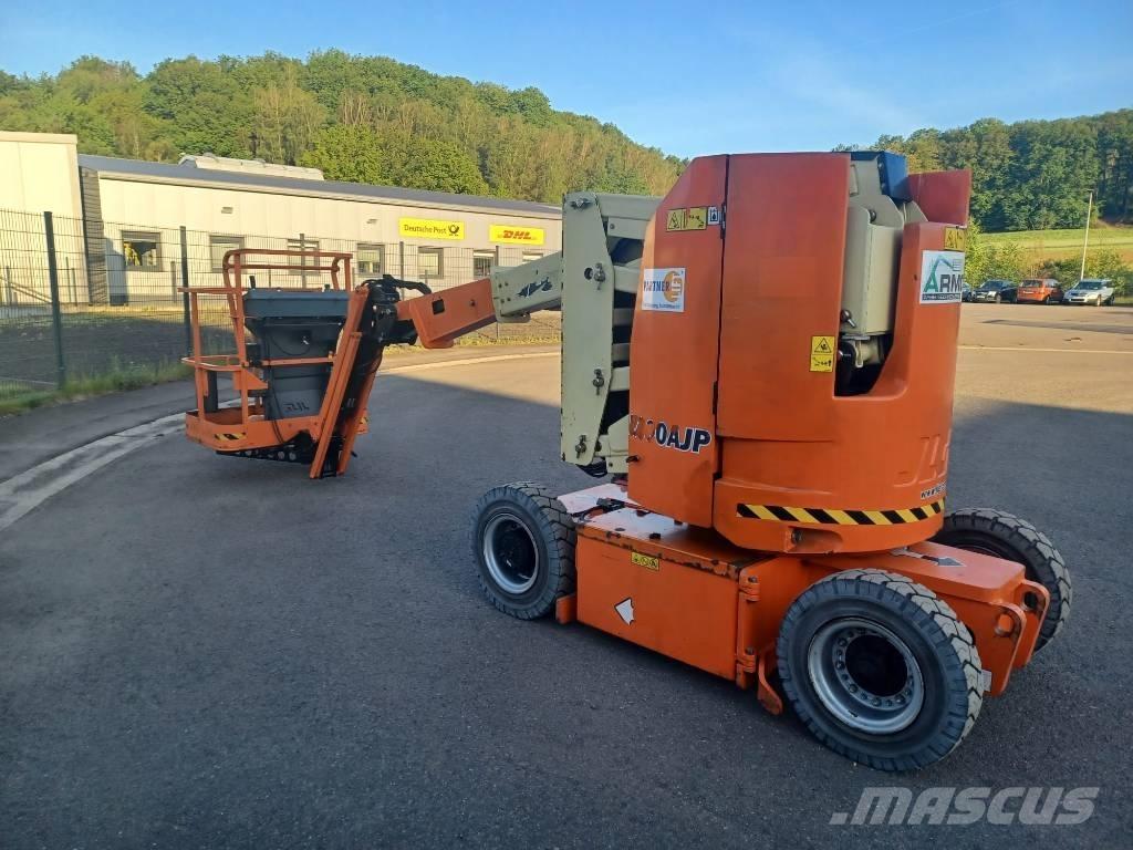 JLG E 300 AJP Körüklü personel platformları