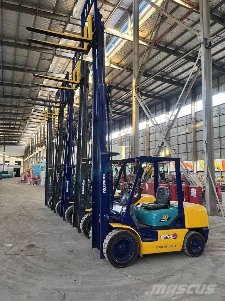 Komatsu FD 30 T-17 Dizel forkliftler