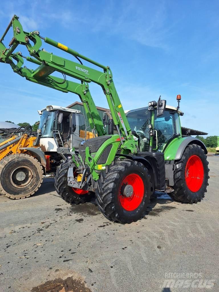 Fendt 718 Vario Traktörler