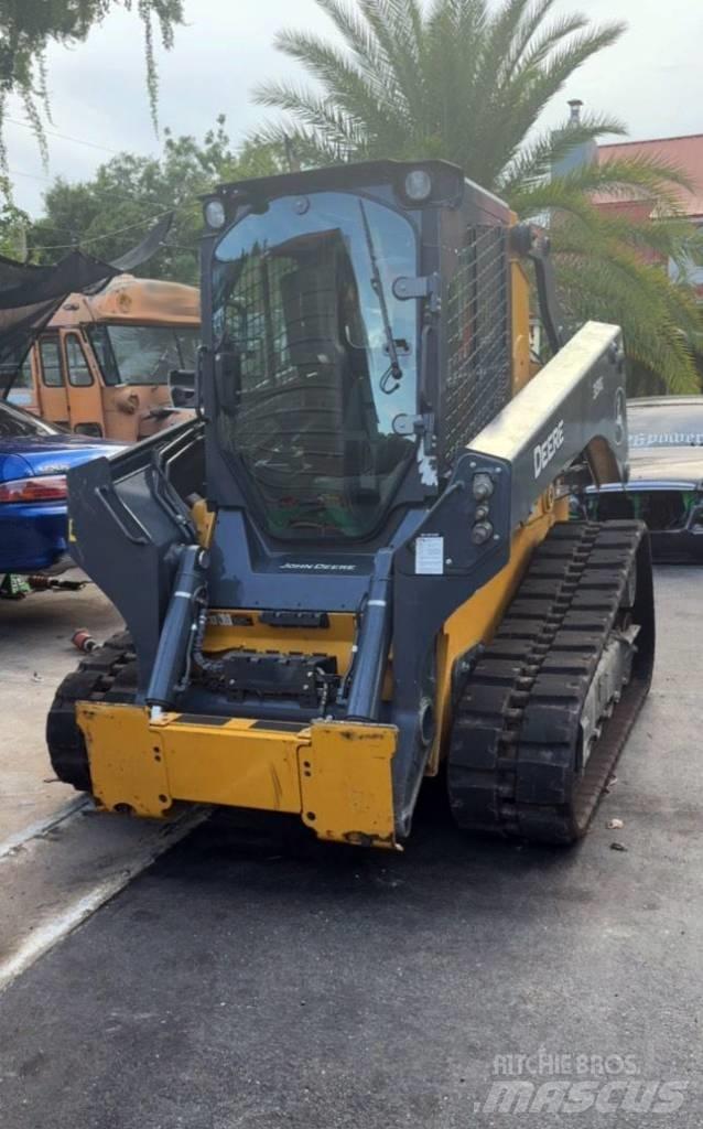 John Deere 331G Skid steer loderler