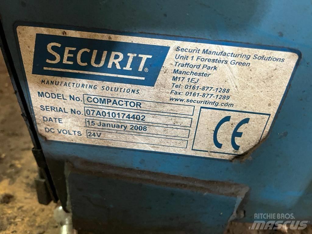  Securit Compactor Küçük araçlar