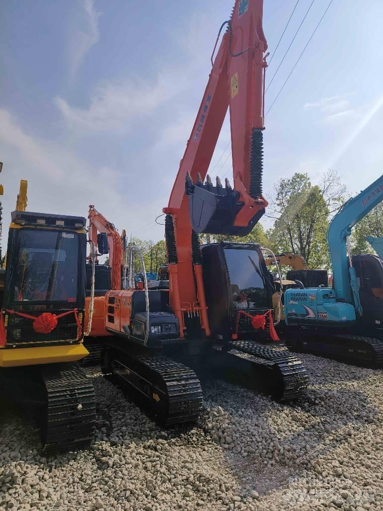 Hitachi ZX 120 Paletli ekskavatörler