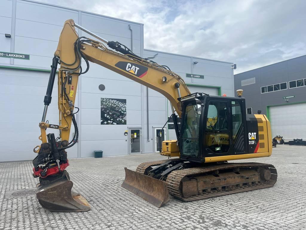 CAT 313 F L Paletli ekskavatörler