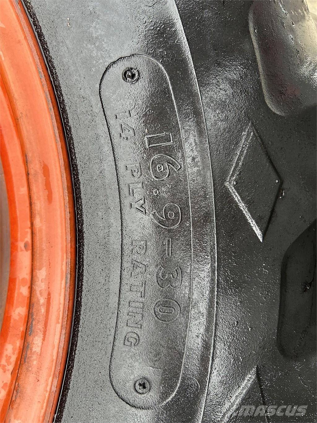 Goodyear 16,9-30 Tekerlekler