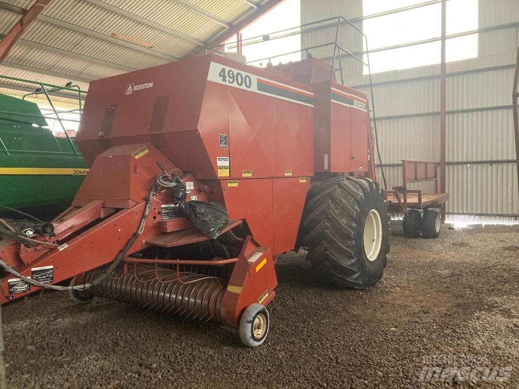 Hesston 4900 Küp balya makinalari