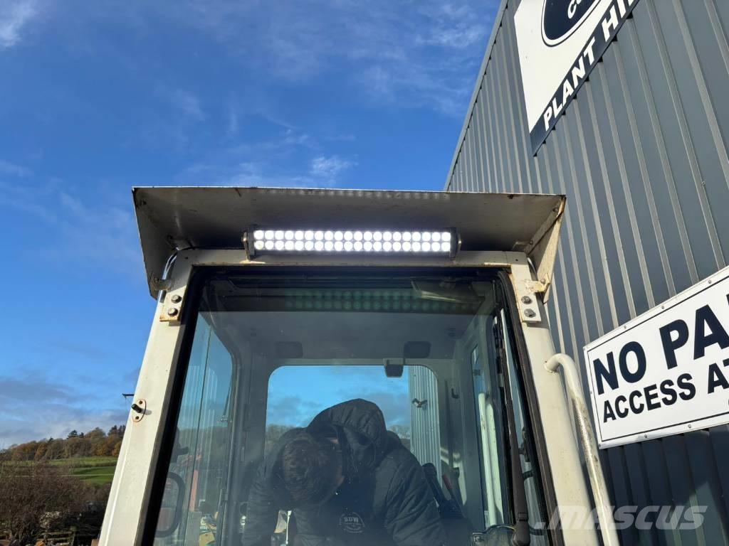 Takeuchi TB 228 Mini ekskavatörler, 7 tona dek