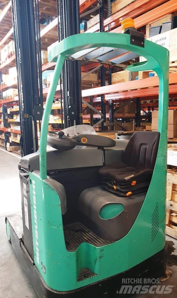 Mitsubishi RB16K Reach truck - depo içi istif araçları