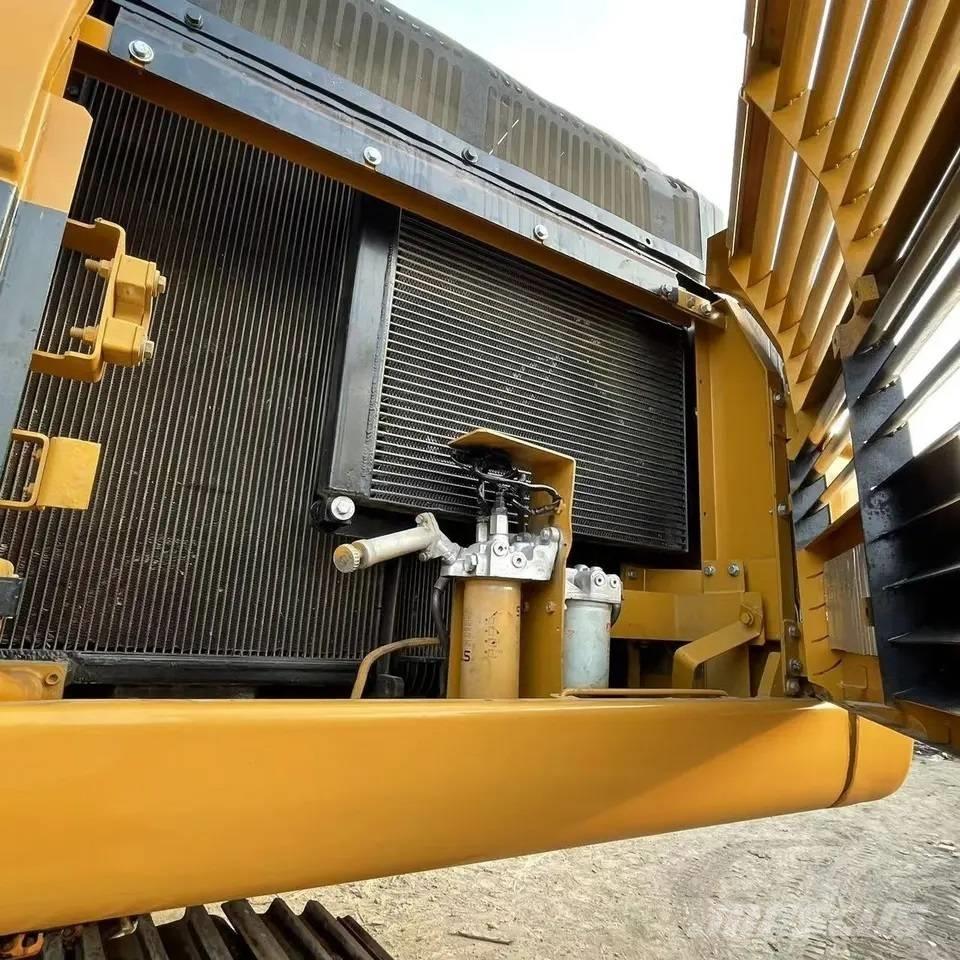 CAT 336D Paletli ekskavatörler