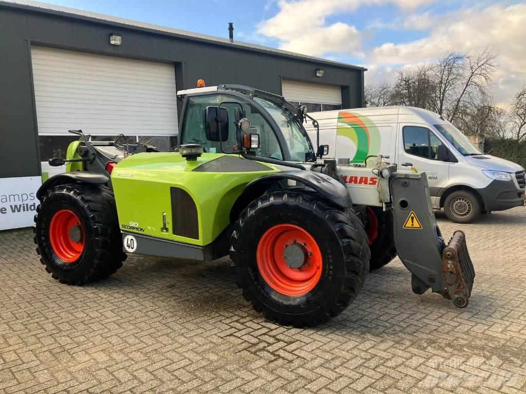 CLAAS Scorpion 9040 Tarimsal teleskopik yükleyiciler