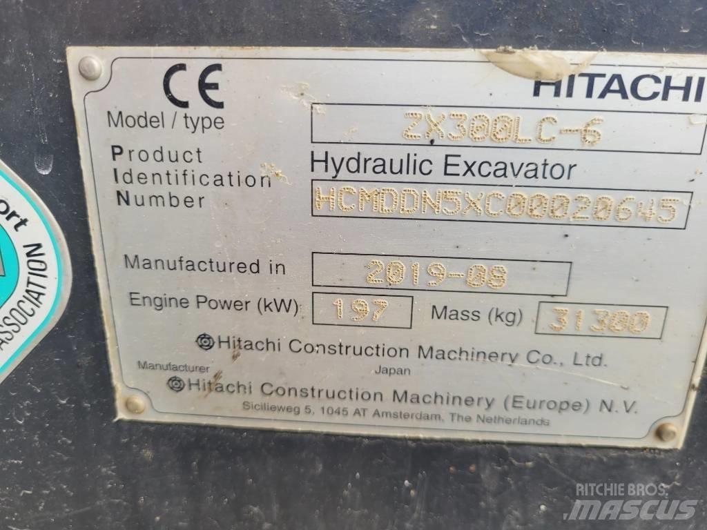 Hitachi ZX 300LC6 Paletli ekskavatörler