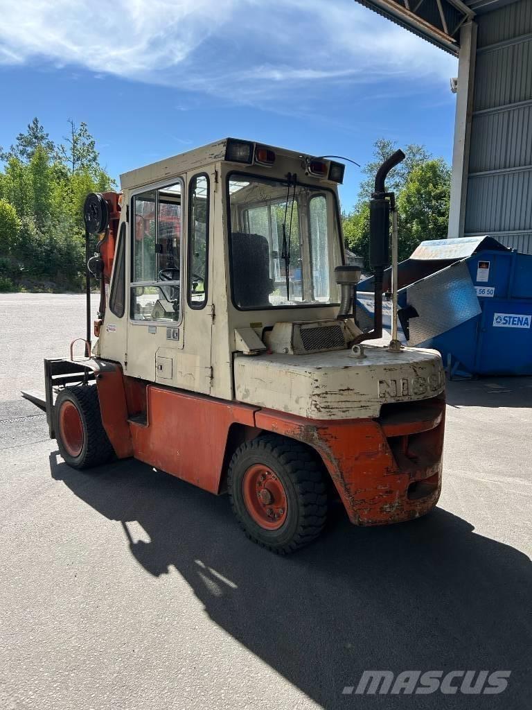 Nissan YGF03 Dizel forkliftler