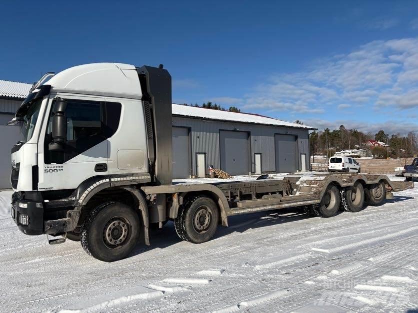Iveco Trakker Orman makinesi taşıma kamyonları