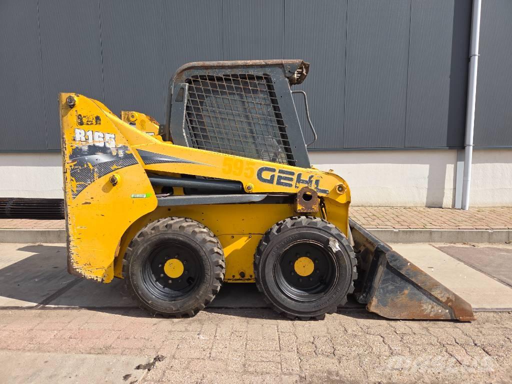 Gehl R 165 Joystick Skid steer loderler