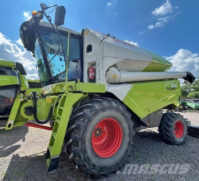 CLAAS TUCANO 320 Biçerdöverler