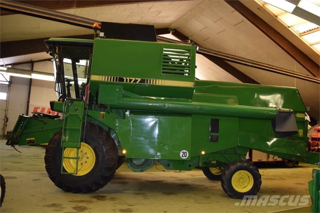 John Deere 1177 Biçerdöverler