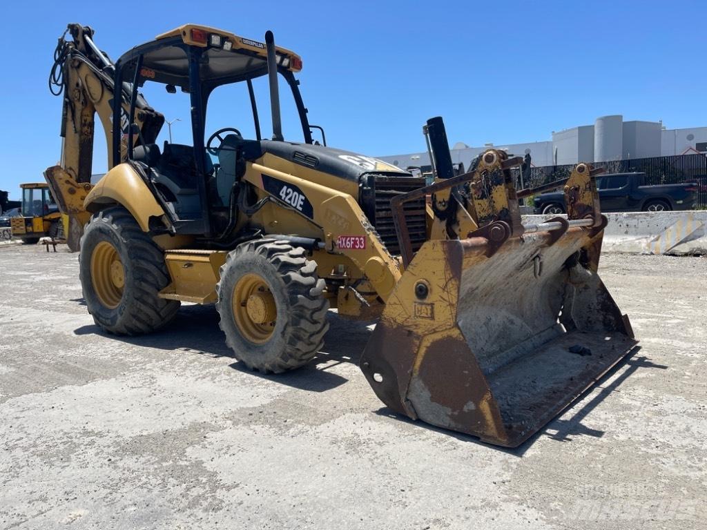 CAT 420E Kazıcı yükleyiciler - beko loder