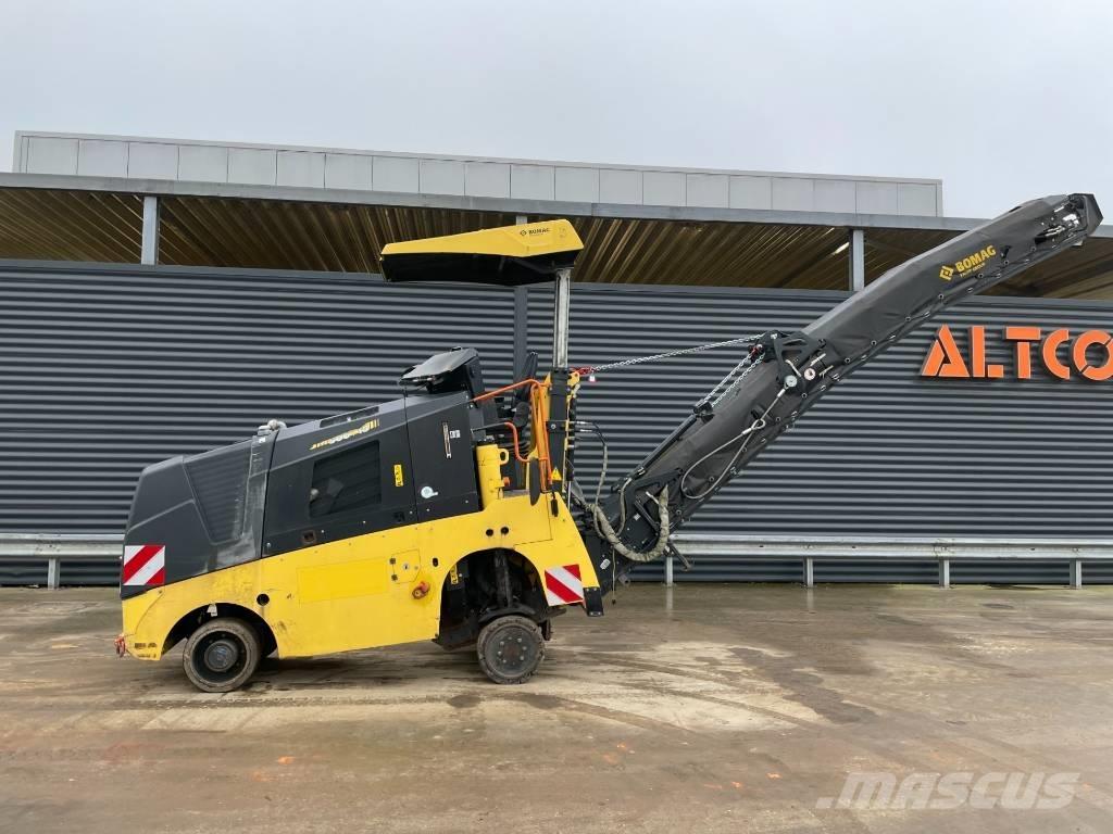 Bomag BM 500/15-2 Asfalt kaziyicilar