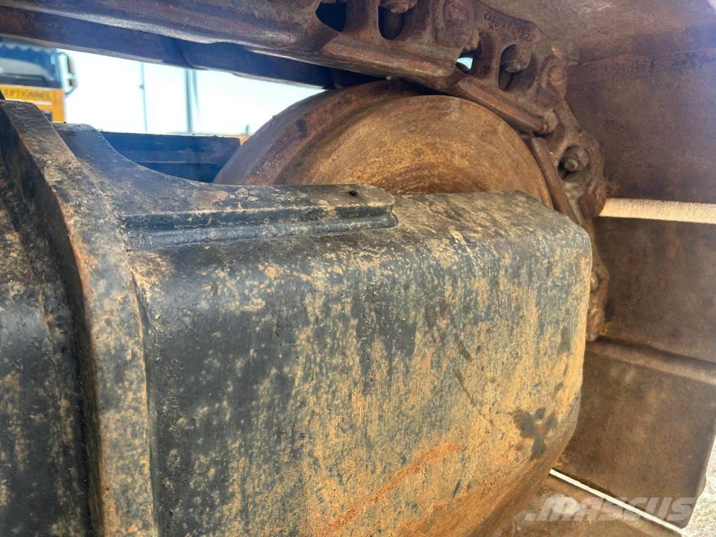 CAT 330 FL Paletli ekskavatörler