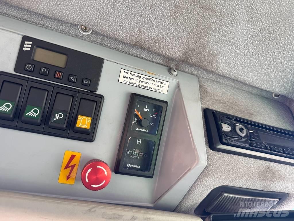 Hansa APZ 531 ( 40 KMH ) Lastik tekerli ekskavatörler