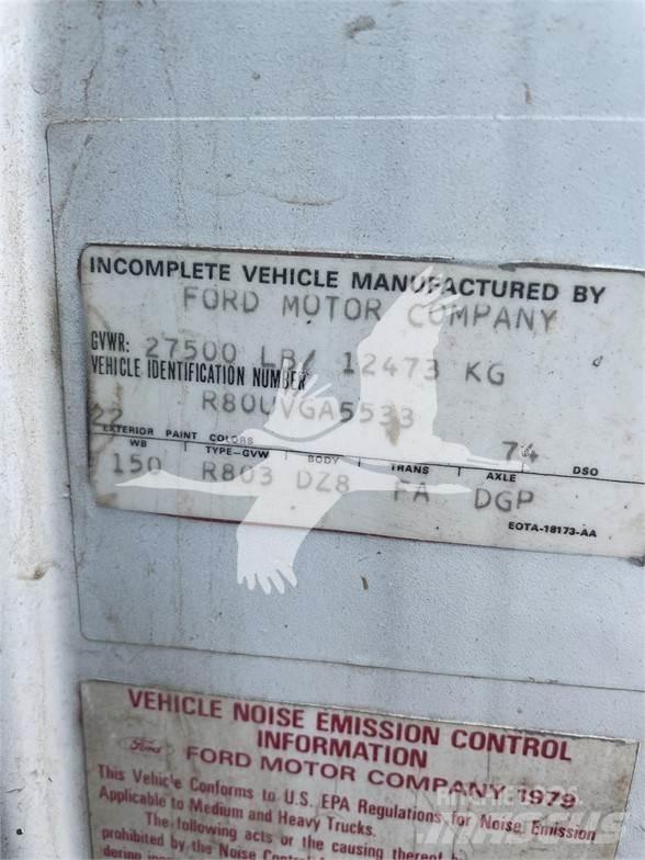 Ford 8000 Su tankerleri