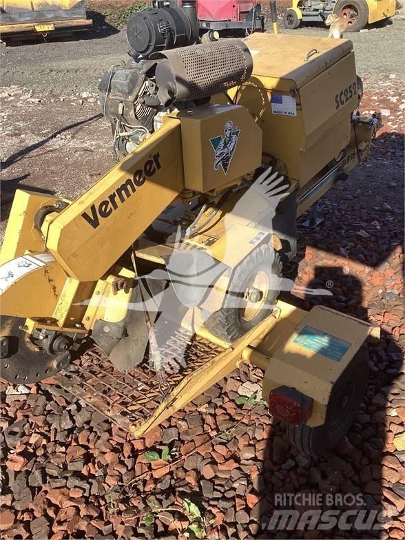 Vermeer SC252 Kütük öğütücüler