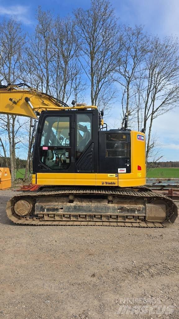 CAT 325 FL CR Paletli ekskavatörler