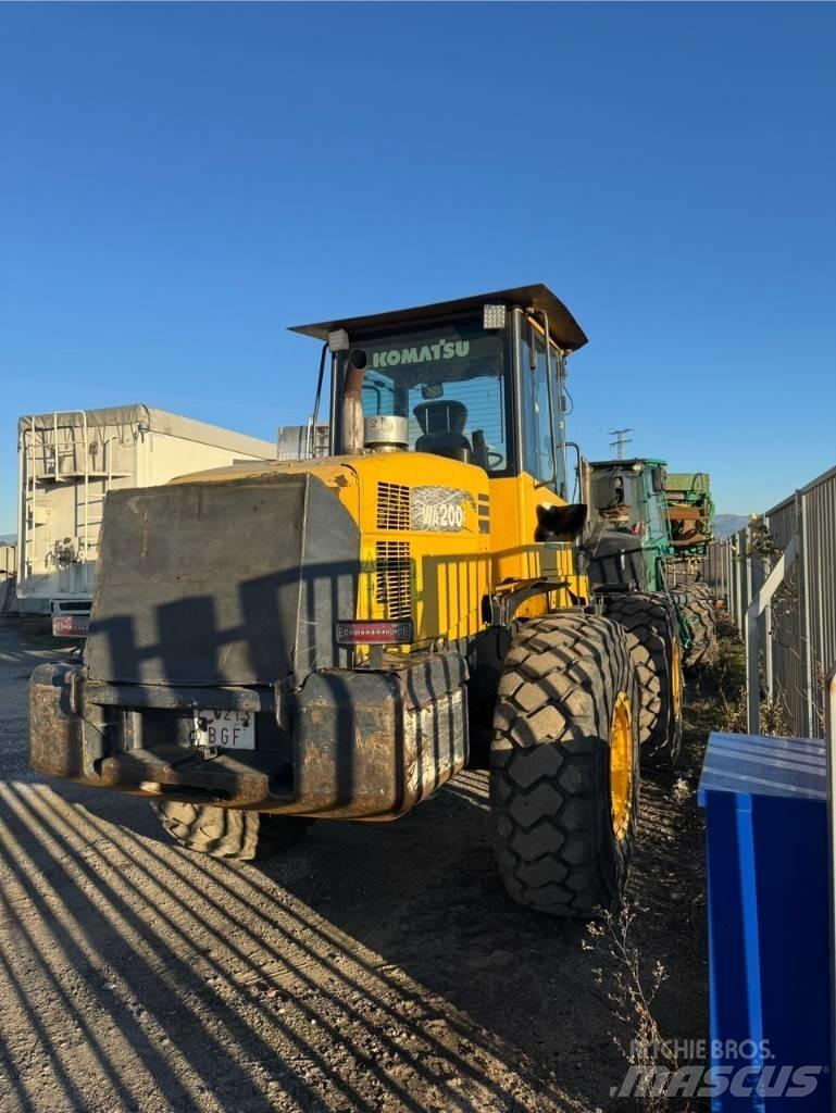 Komatsu WA 200 PZ-6 Tekerlekli yükleyiciler