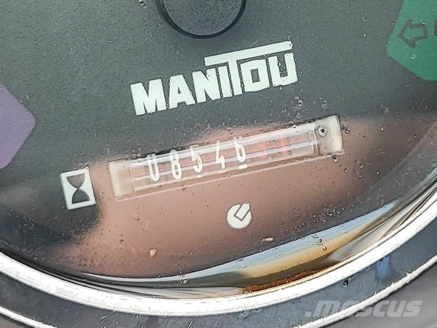 Manitou M26-4 Arazi tipi forklift
