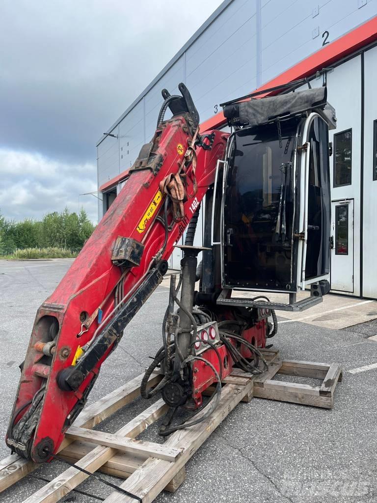 Loglift F140ZT9.5 Tomruk vinçleri