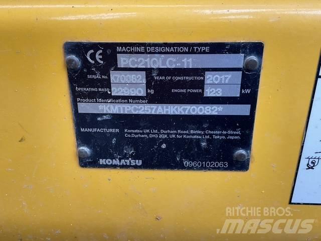 Komatsu PC210 Paletli ekskavatörler