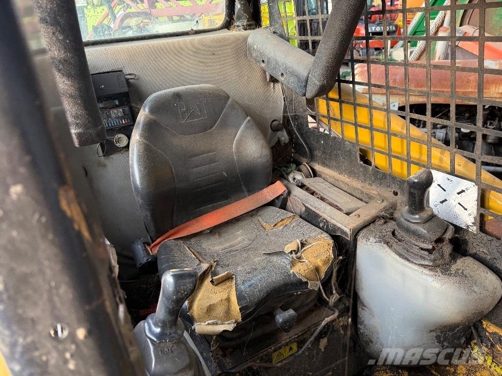 CAT 216 B 3 Skid steer loderler