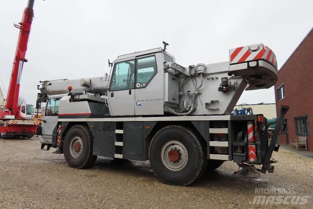 Liebherr LTM 1030-2 Yol-Arazi Tipi Vinçler (AT)