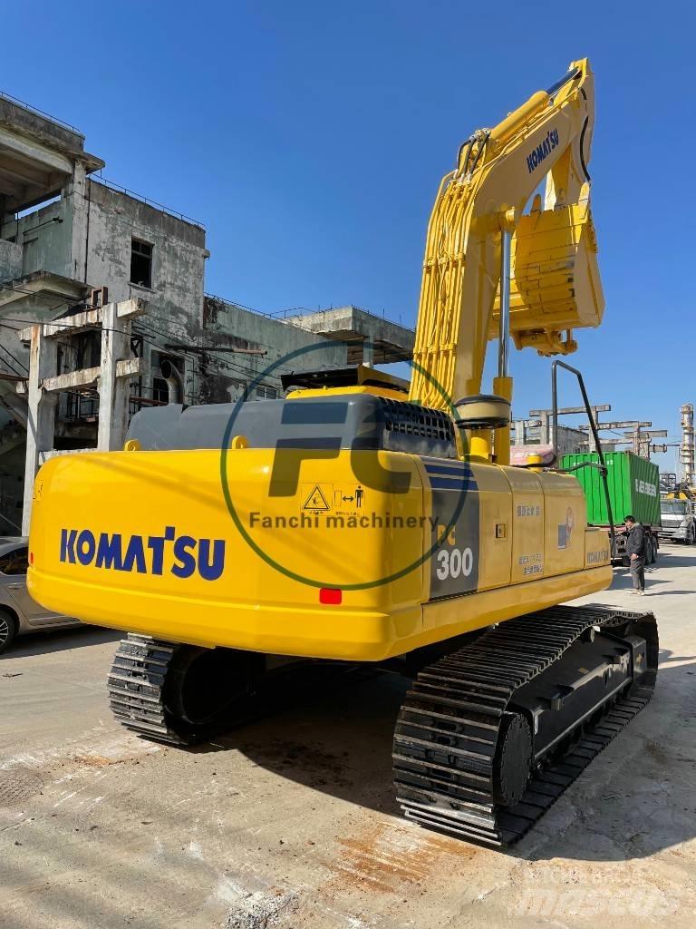 Komatsu PC 300 Paletli ekskavatörler