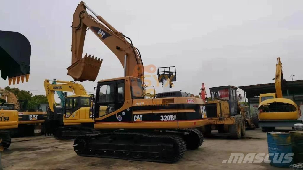 CAT 320 B Paletli ekskavatörler