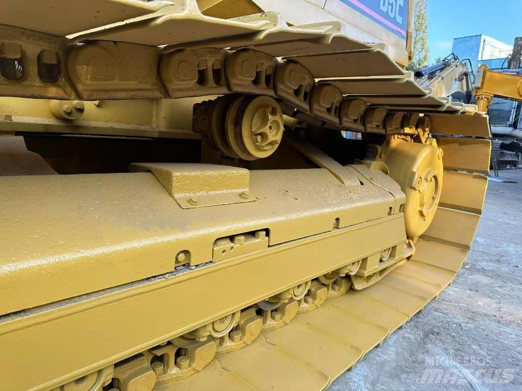 CAT D 5 C Paletli dozerler