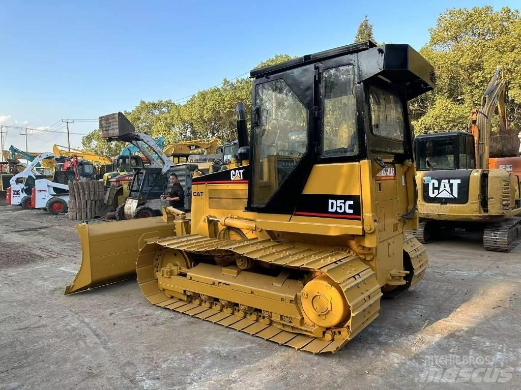 CAT D 5 C Paletli dozerler