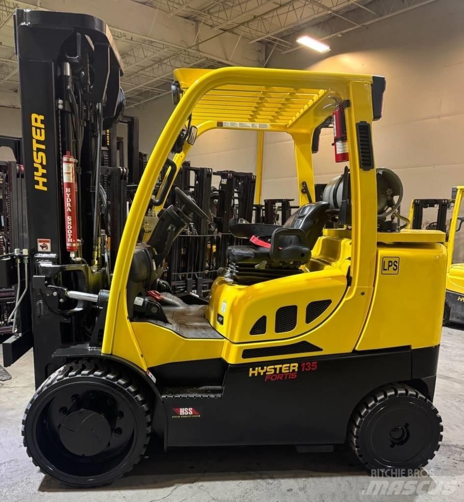 Hyster S 135 FT Diger