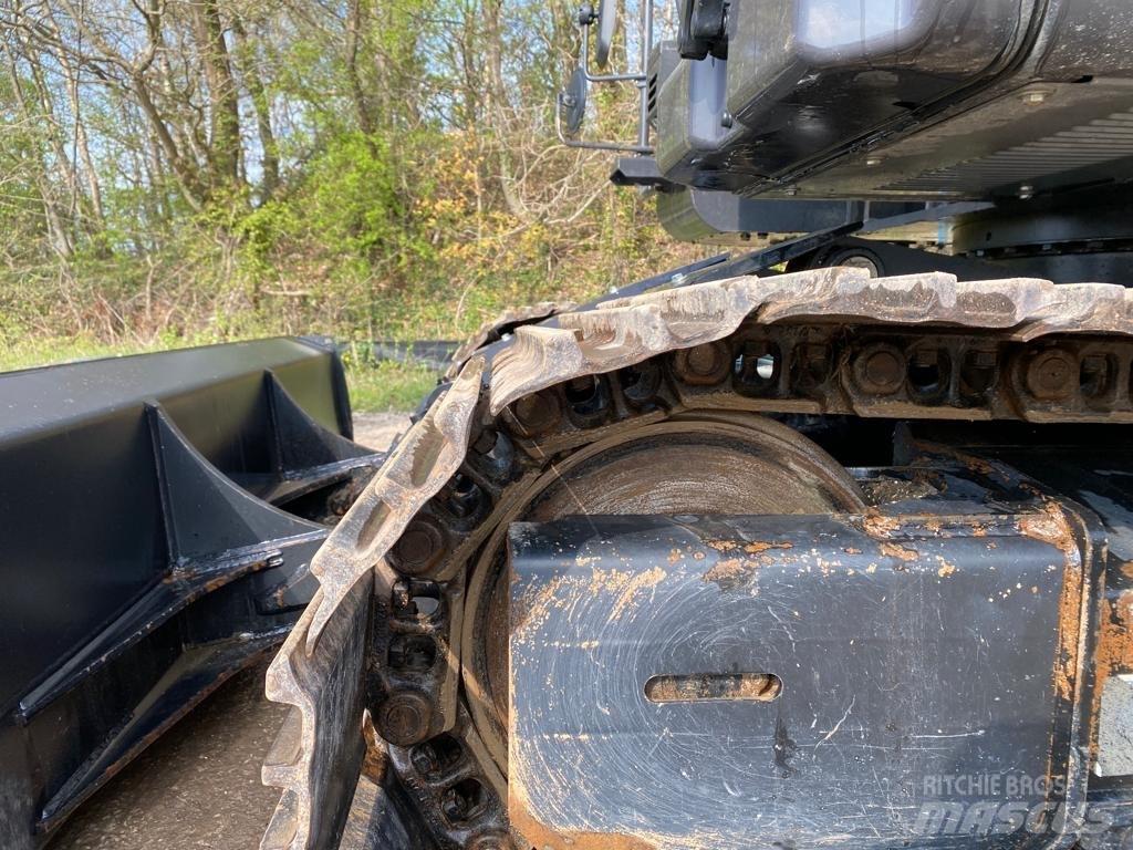 Hitachi ZX135USBL-7 Paletli ekskavatörler