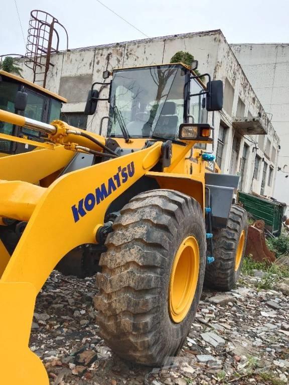 Komatsu WA 320-5 Tekerlekli yükleyiciler