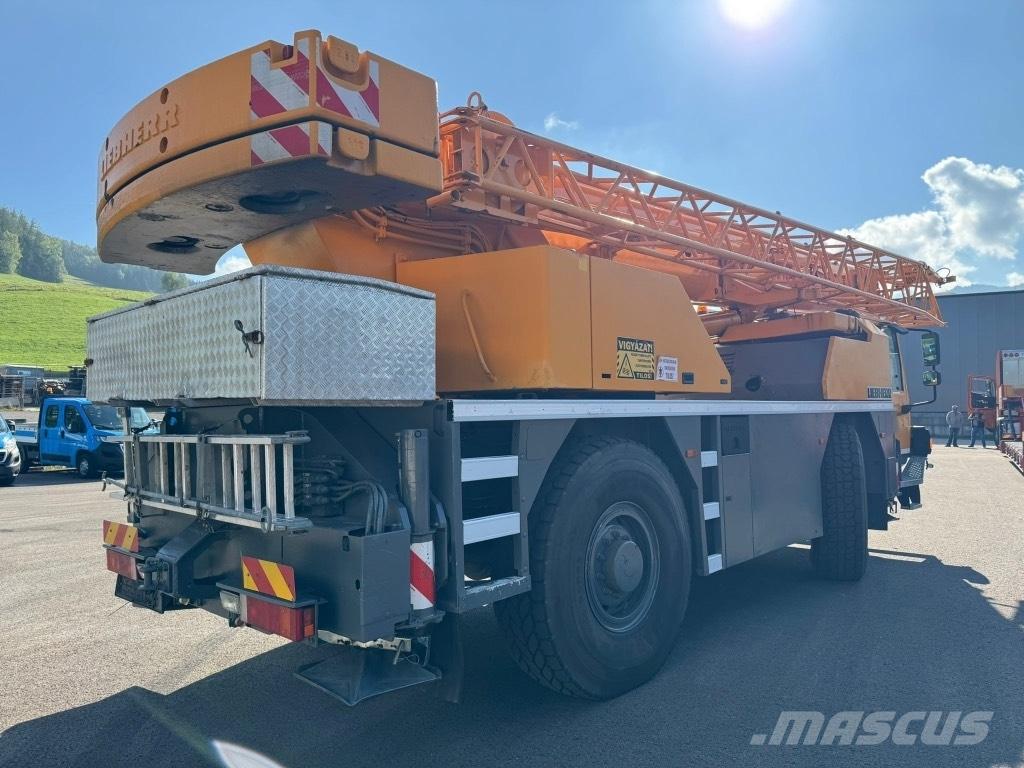 Liebherr LTM 1030-2 Yol-Arazi Tipi Vinçler (AT)