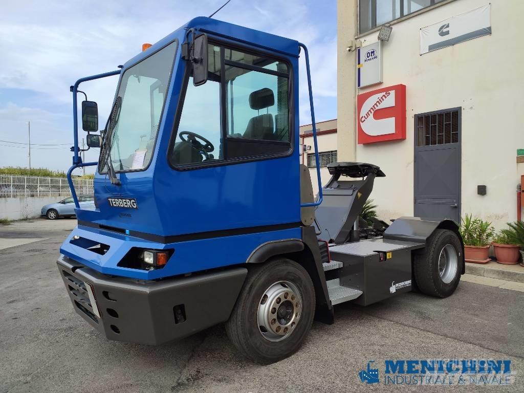 Terberg YT 222 Terminal çekiciler