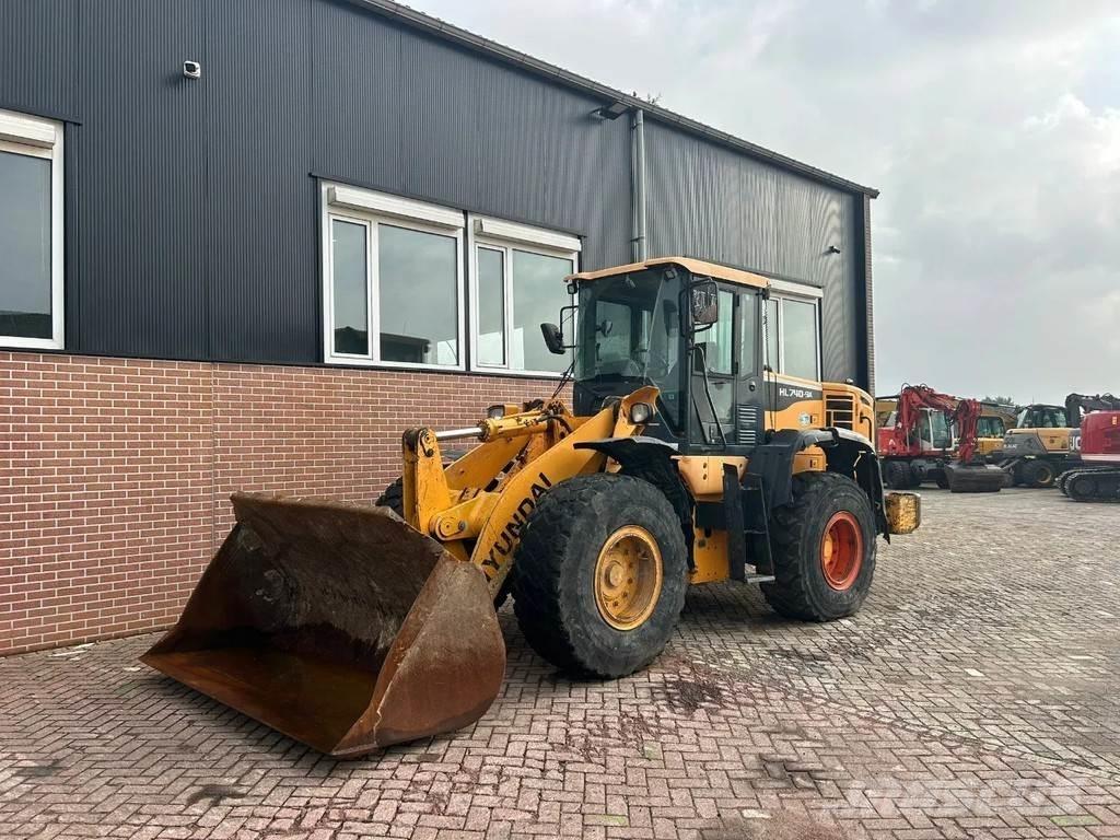 Hyundai HL 740-9A Tekerlekli yükleyiciler