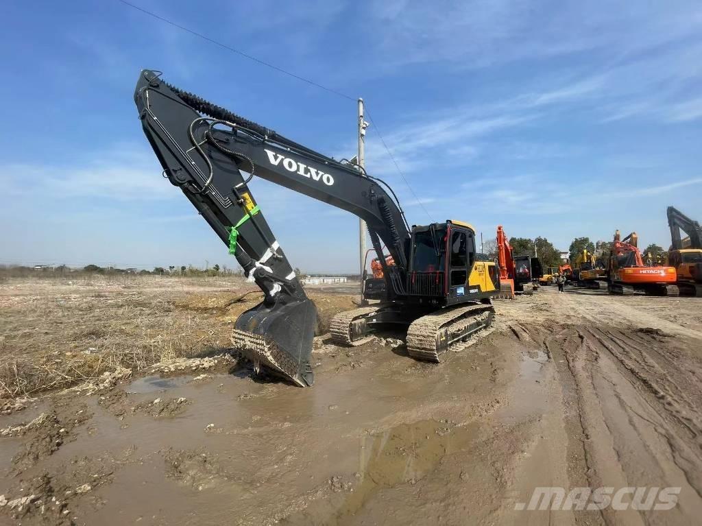 Volvo EC210 Paletli ekskavatörler
