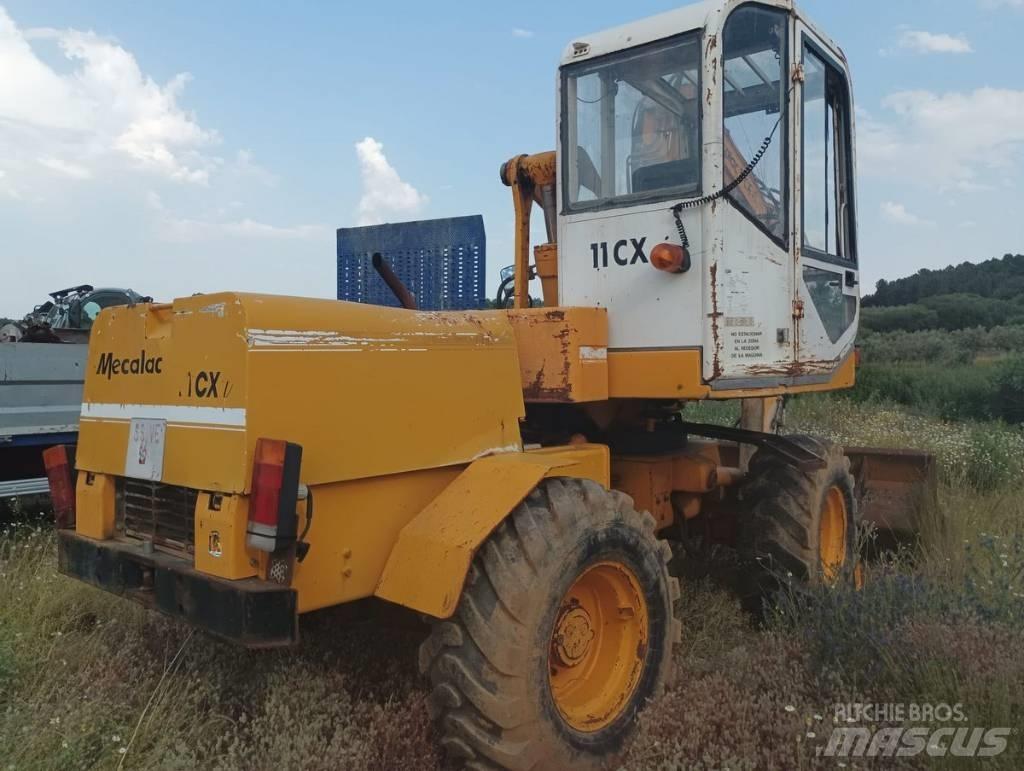 Mecalac 11 CX Lastik tekerli ekskavatörler