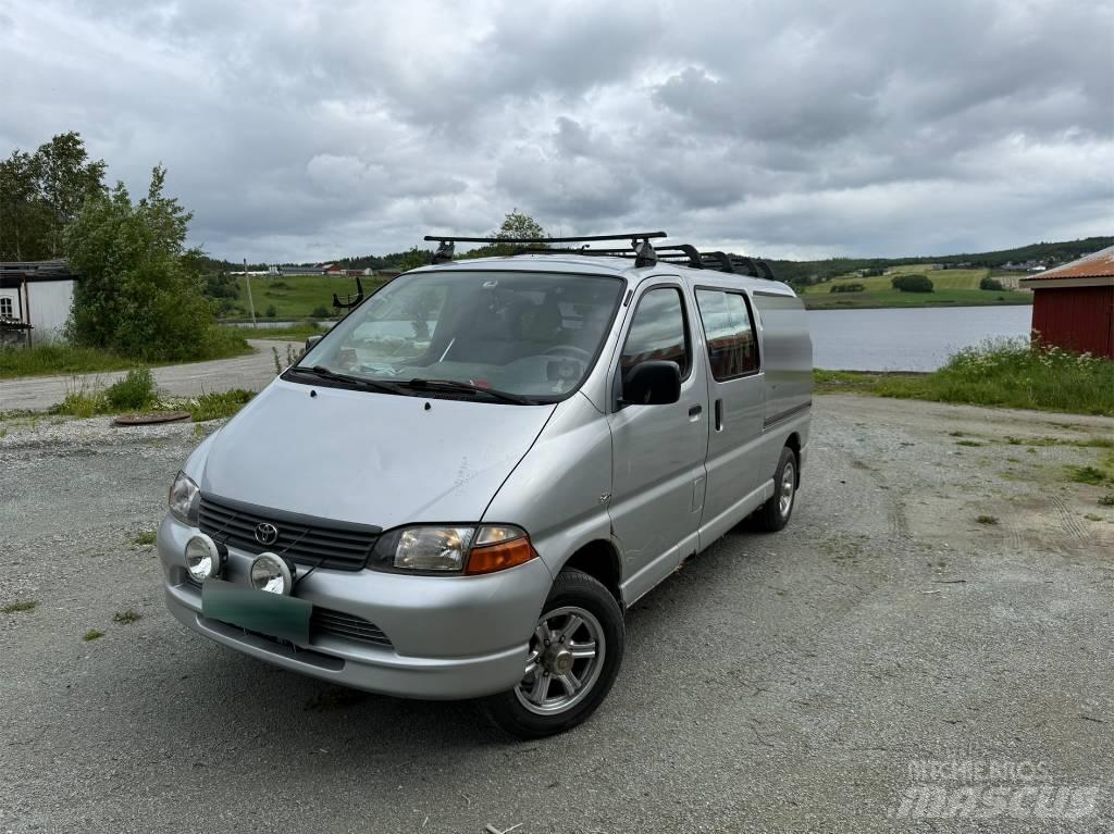 Toyota Hiace 4x4 Panel vanlar