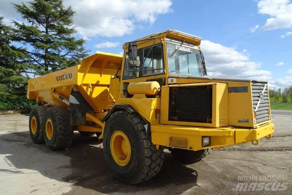 Volvo A 25 C Belden kirma kaya kamyonu
