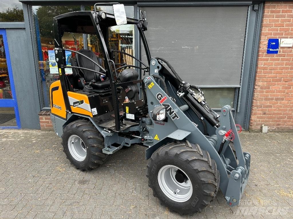 GiANT G2500HD Çok amaçlı yükleyiciler